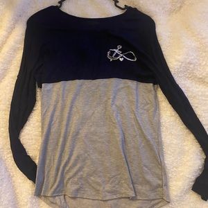Long sleeve top